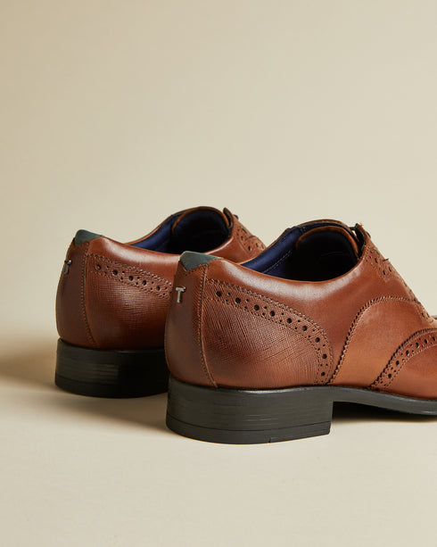 <P>E Shoe</P>